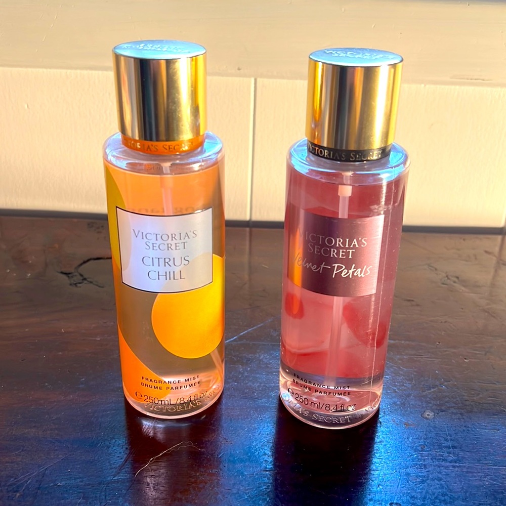 VS fragrance mist 2 bottles